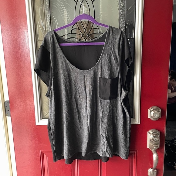Plus Size Gap Top - Picture 1 of 5